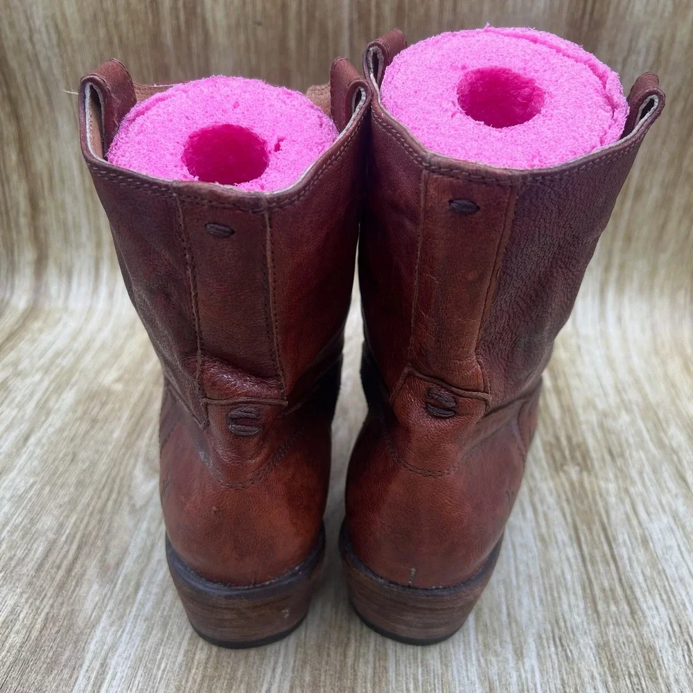 Frye Carson Tab Short Western Boots Women's Size 10 Cognac Brown Leather 76461